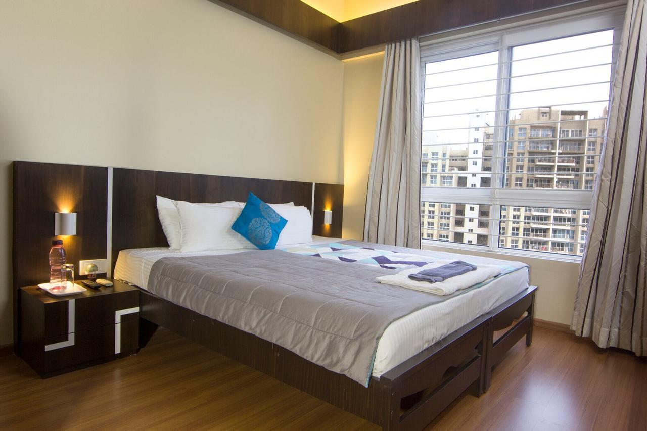 Bed and Breakfast Amanora Park Town à Pune Extérieur photo